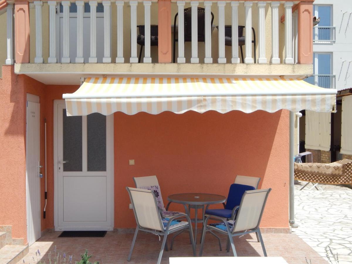 Apartmani Sindik Tivat Luaran gambar