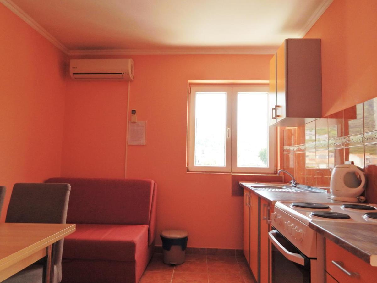 Apartmani Sindik Tivat Luaran gambar