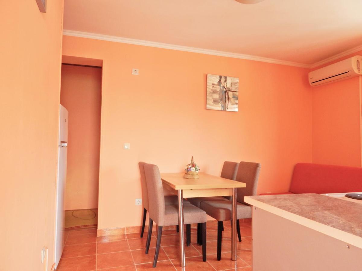 Apartmani Sindik Tivat Luaran gambar