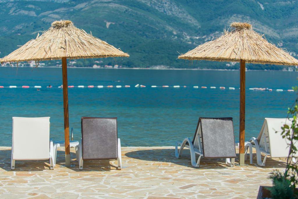 Apartmani Sindik Tivat Luaran gambar