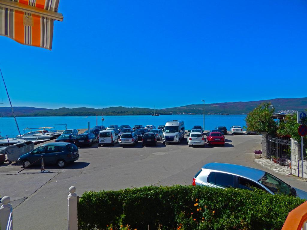 Apartmani Sindik Tivat Luaran gambar